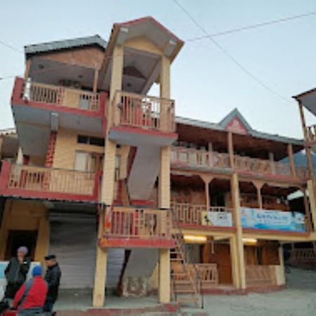Renu Paradise , Ayodhya Hotel Exterior foto
