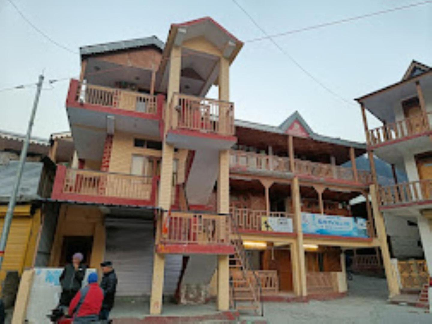 Renu Paradise , Ayodhya Hotel Exterior foto